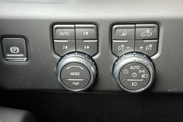 New 2026 GMC Sierra 2500 Denali w/ Denali Reserve Package image 31