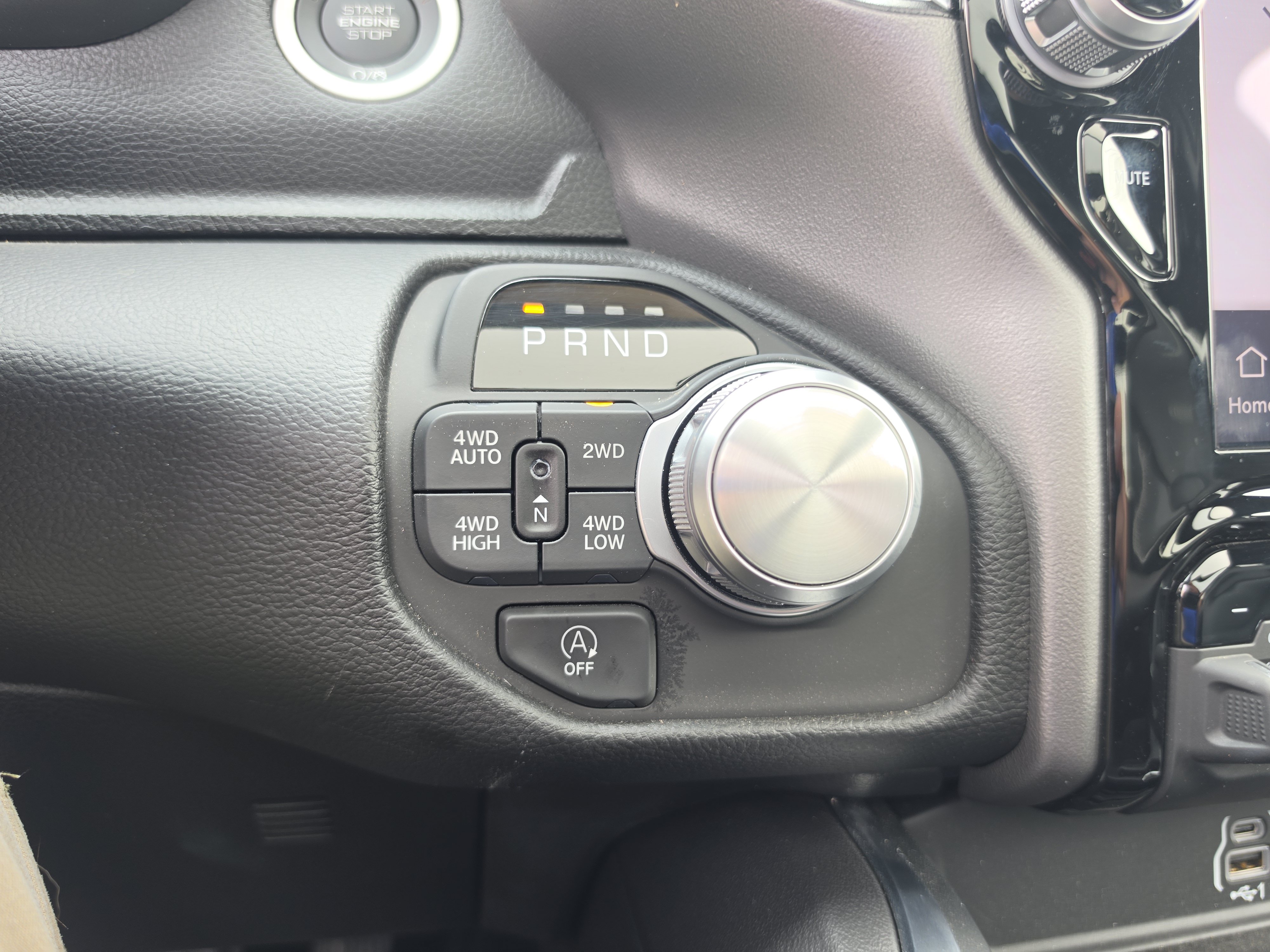 Used 2026 RAM 1500 Laramie w/ Bed Utility Group AWD/4WD image 26