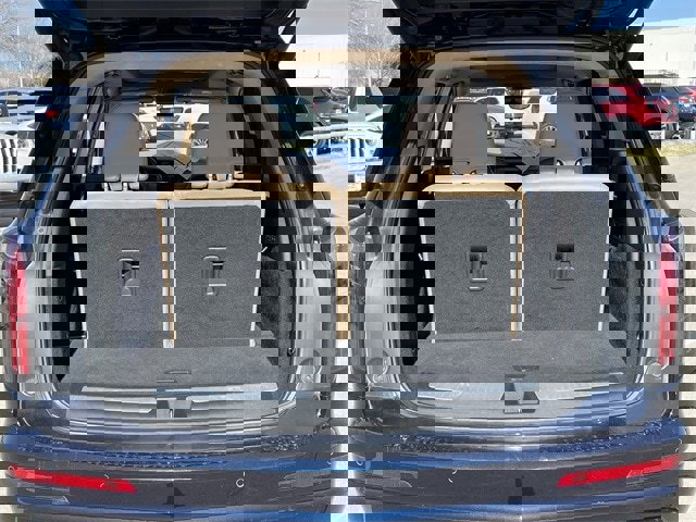 Used 2021 Cadillac XT6 Sport w/ Platinum Package image 32