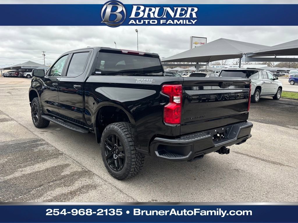 New 2026 Chevrolet Silverado 1500 Custom Trail Boss w/ Dark Appearance Package image 8
