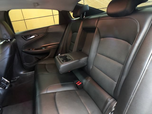 Used 2017 Chevrolet Malibu Premier w/ Premier Sun and Wheel Package FWD image 22