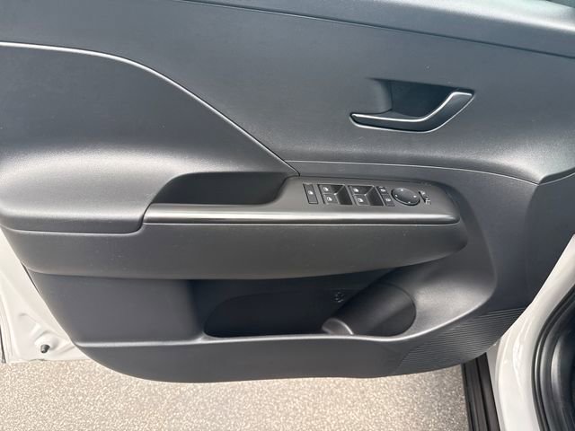Certified 2024 Hyundai Kona SEL AWD/4WD image 9