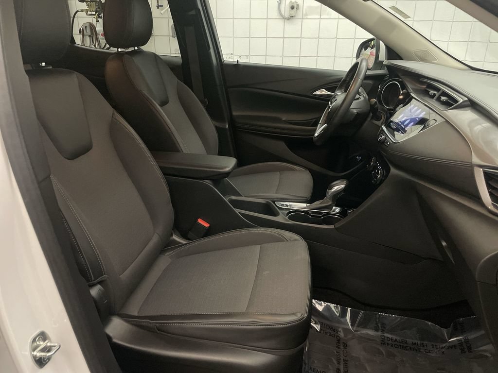Used 2021 Buick Encore GX Select FWD image 19