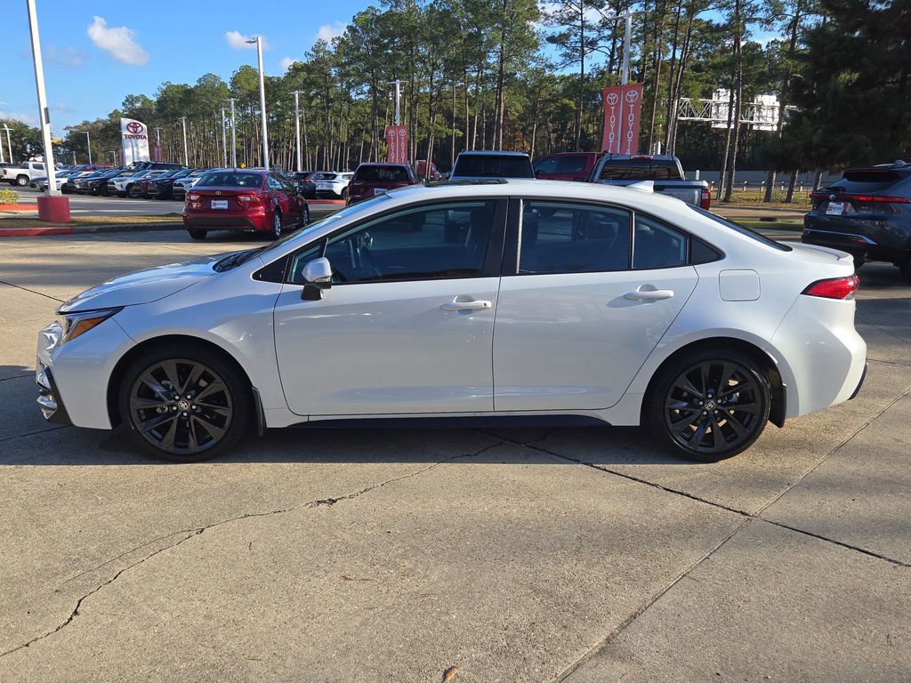 Certified 2025 Toyota Corolla SE image 2