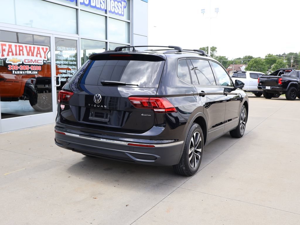Used 2024 Volkswagen Tiguan S AWD/4WD image 3