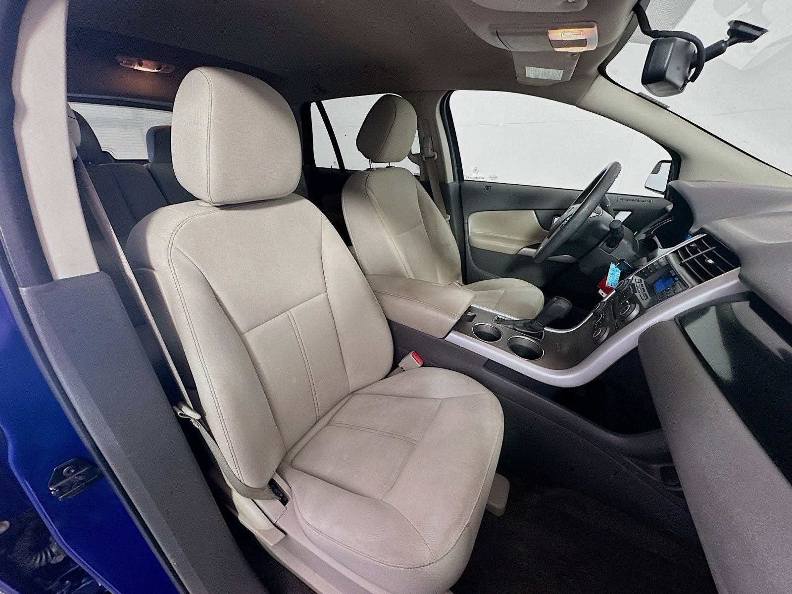 Used 2013 Ford Edge SE FWD image 26