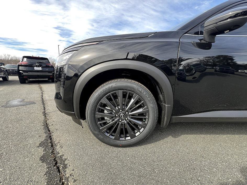 New 2026 Nissan Pathfinder SL image 12