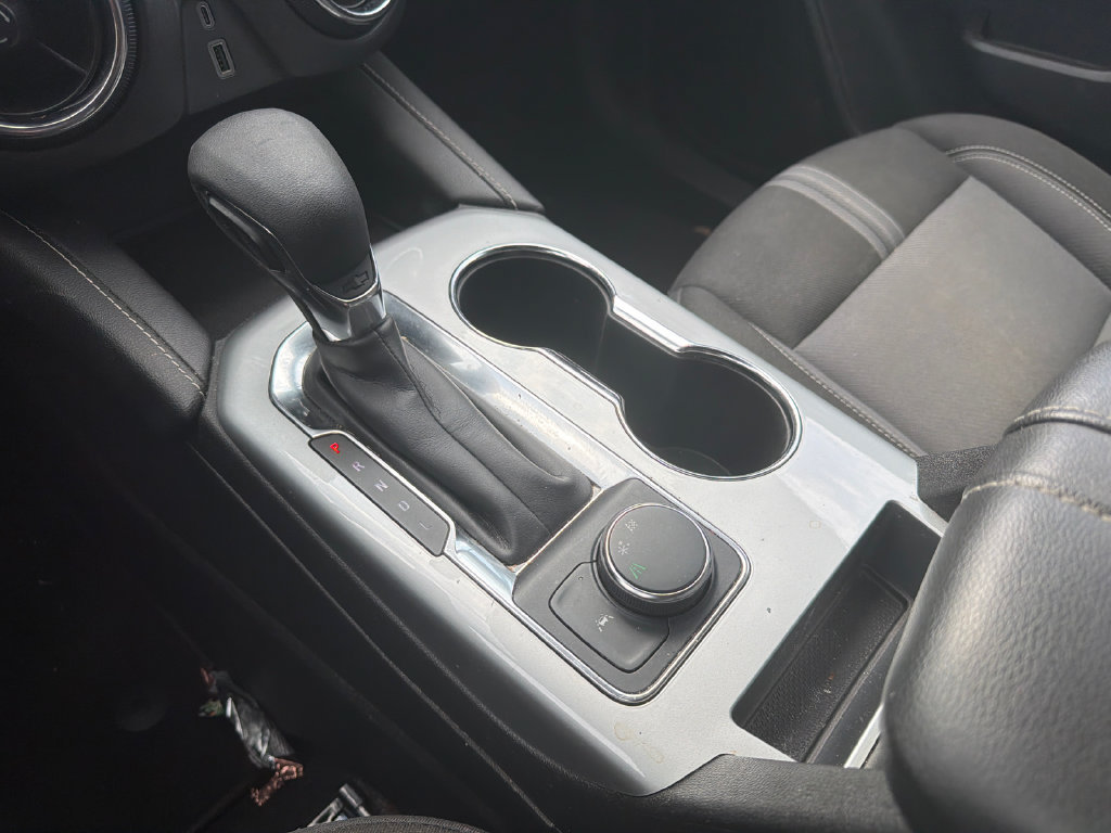 Used 2025 Chevrolet Blazer LT FWD image 34