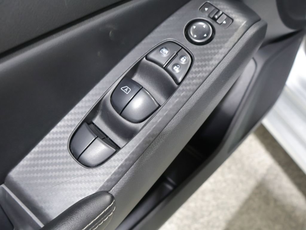 Used 2024 Nissan Altima 2.5 SV AWD/4WD image 13