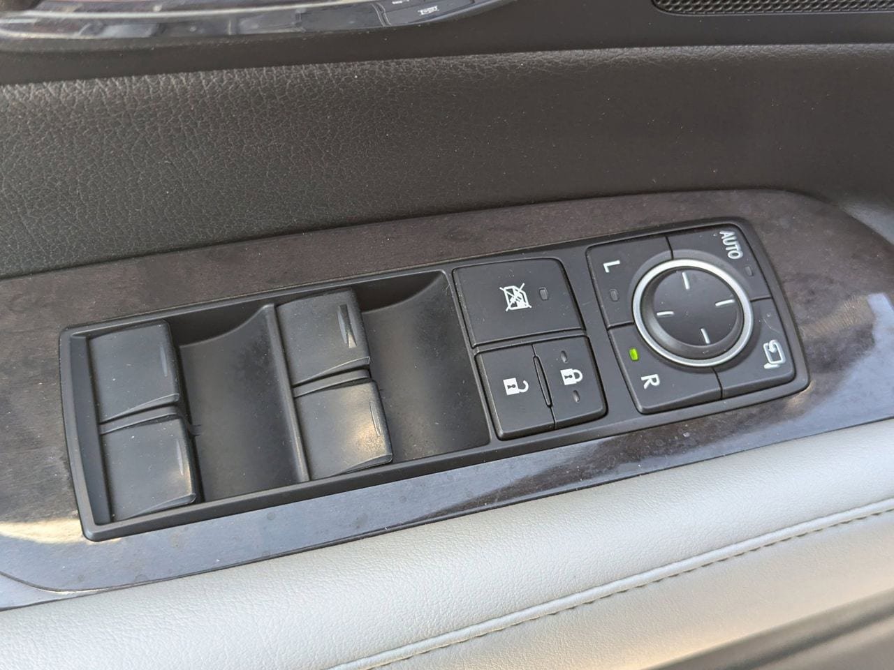 Used 2013 Lexus RX 350 FWD image 19