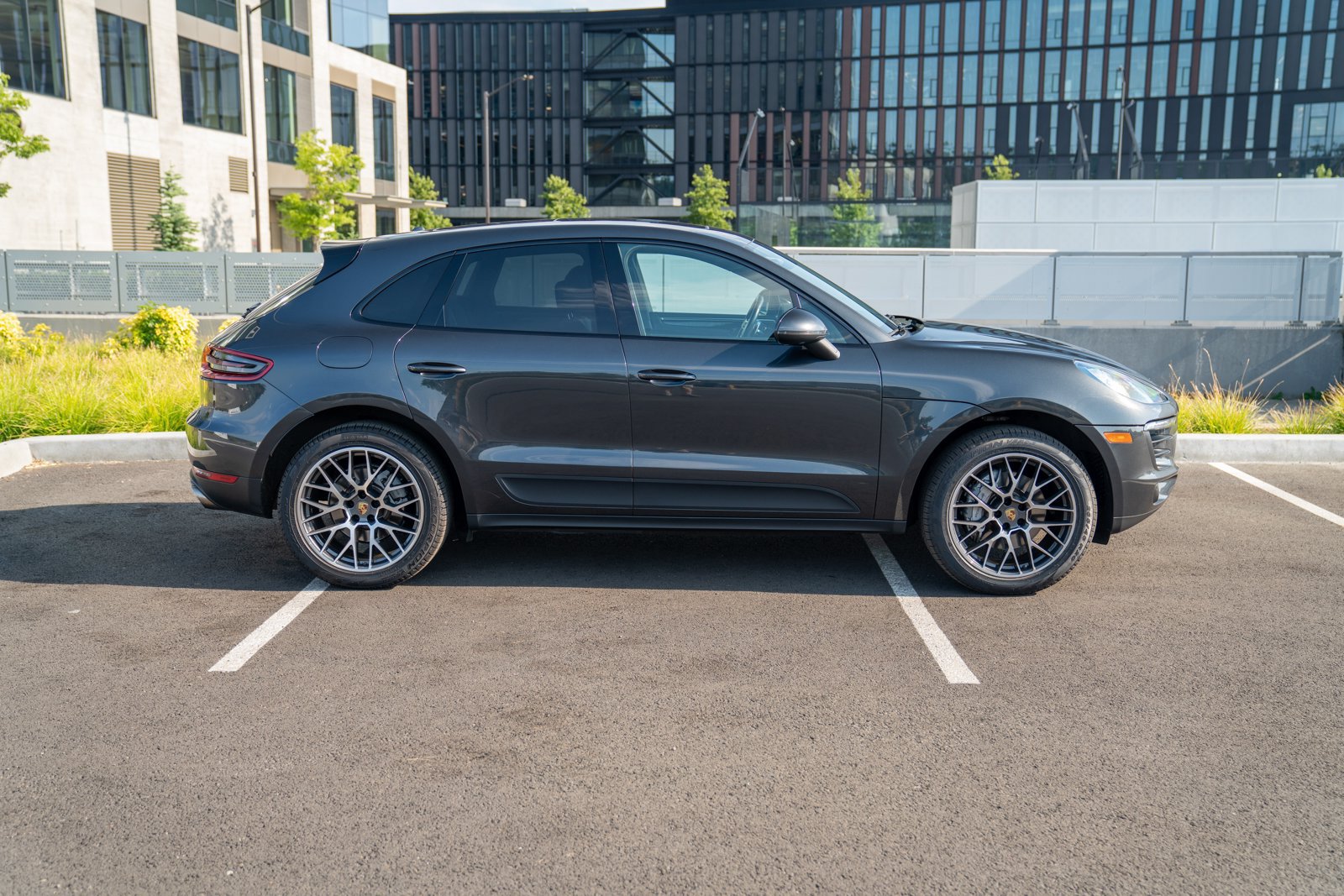 Used 2018 Porsche Macan S AWD/4WD image 8