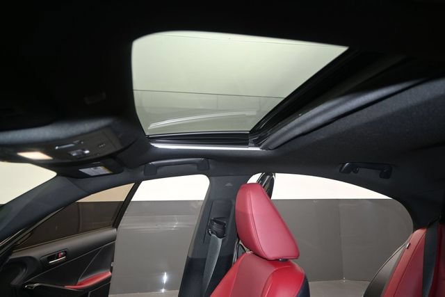 Used 2025 Lexus IS 350 F Sport RWD image 9