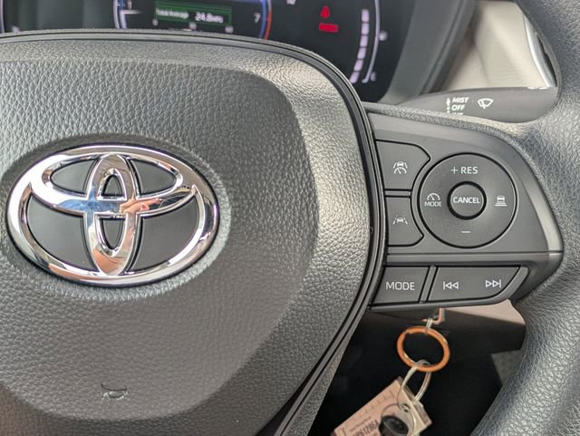 Used 2026 Toyota Corolla LE FWD image 18