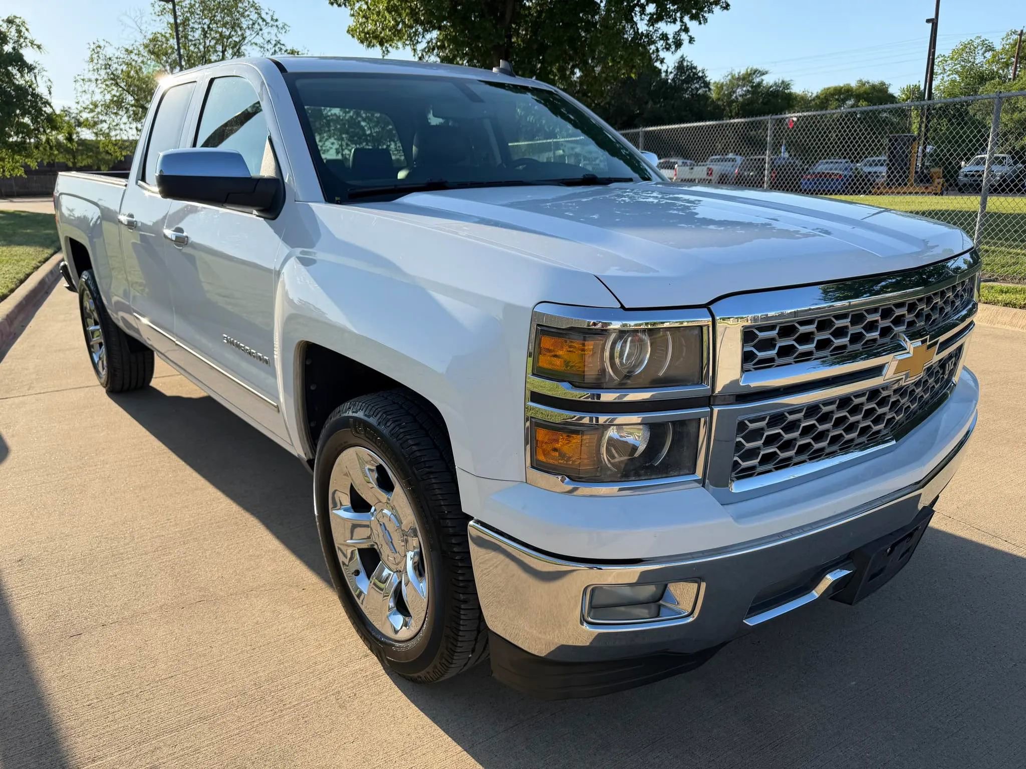 Used 2014 Chevrolet Silverado 1500 LTZ RWD image 3