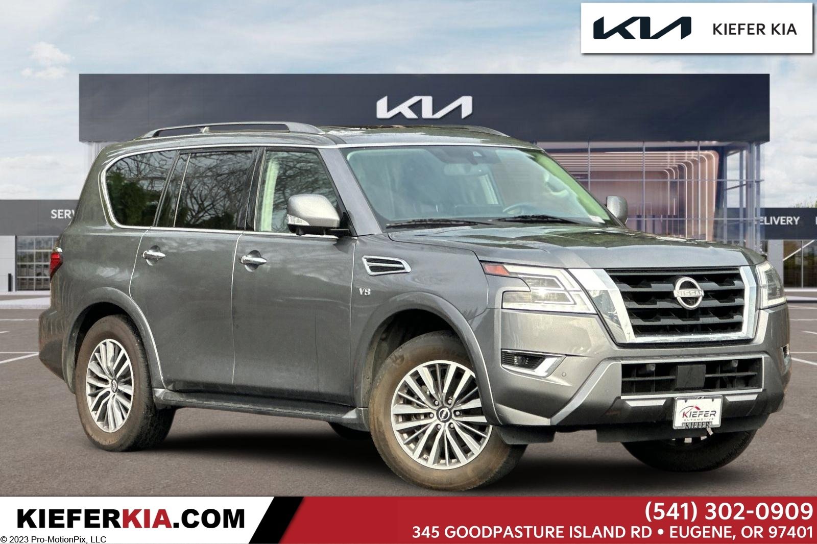 Used 2022 Nissan Armada SL w/ Captain's Chairs Package