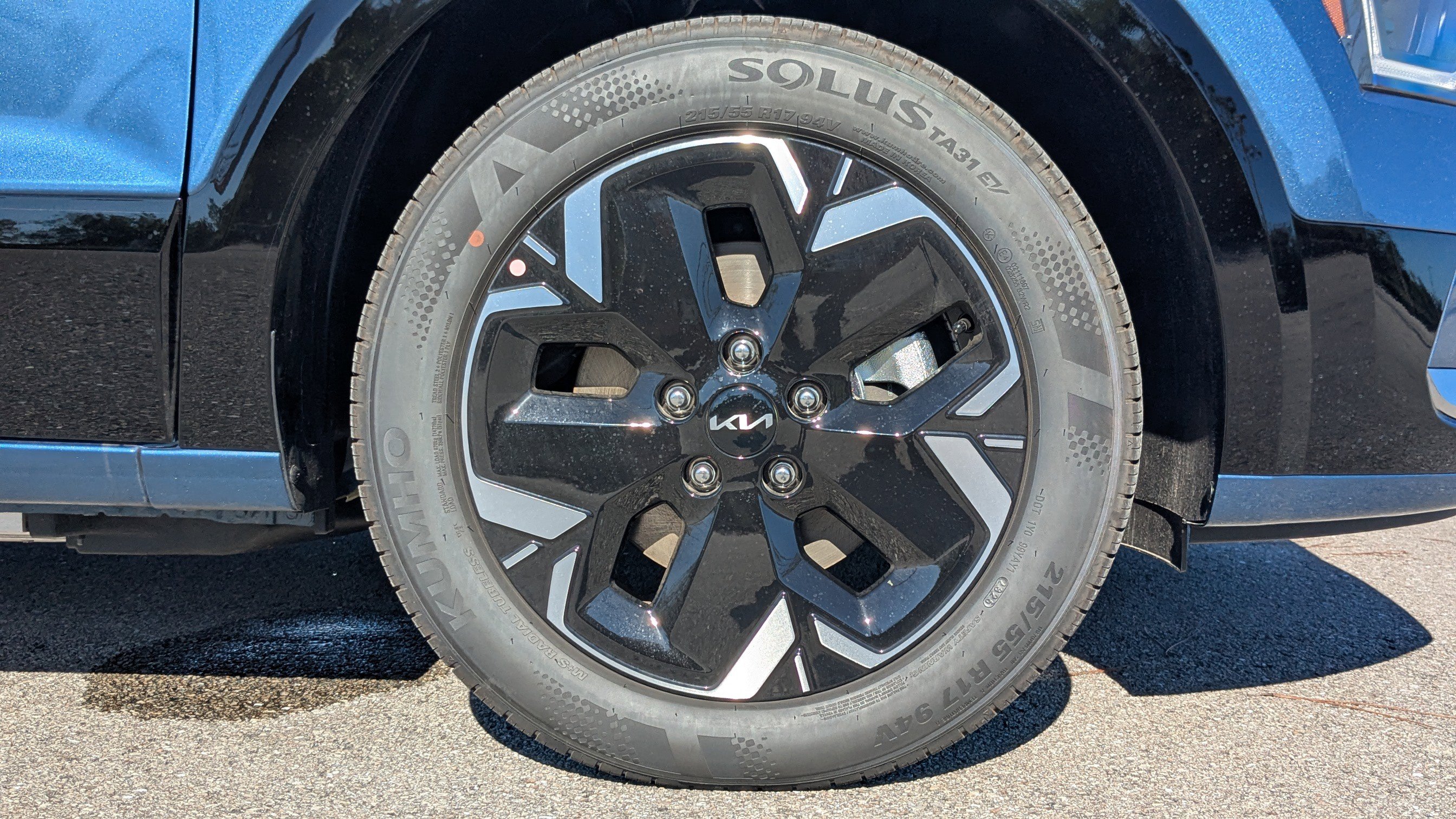 New 2025 Kia Niro Wind image 13