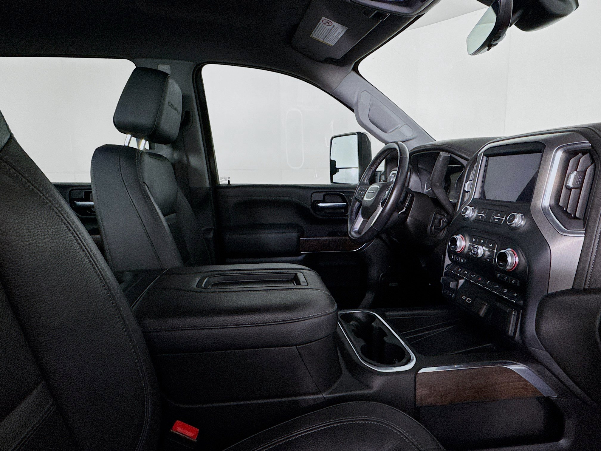 Used 2022 GMC Sierra 2500 Denali w/ Technology Package AWD/4WD image 26