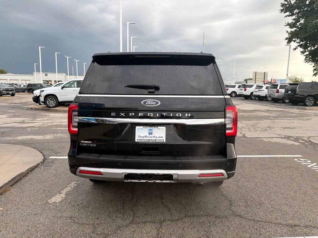 Used 2023 Ford Expedition Limited AWD/4WD image 4