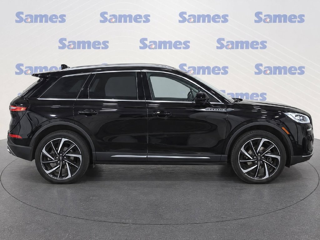 Used 2024 Lincoln Corsair Reserve w/ Towing Package FWD image 8