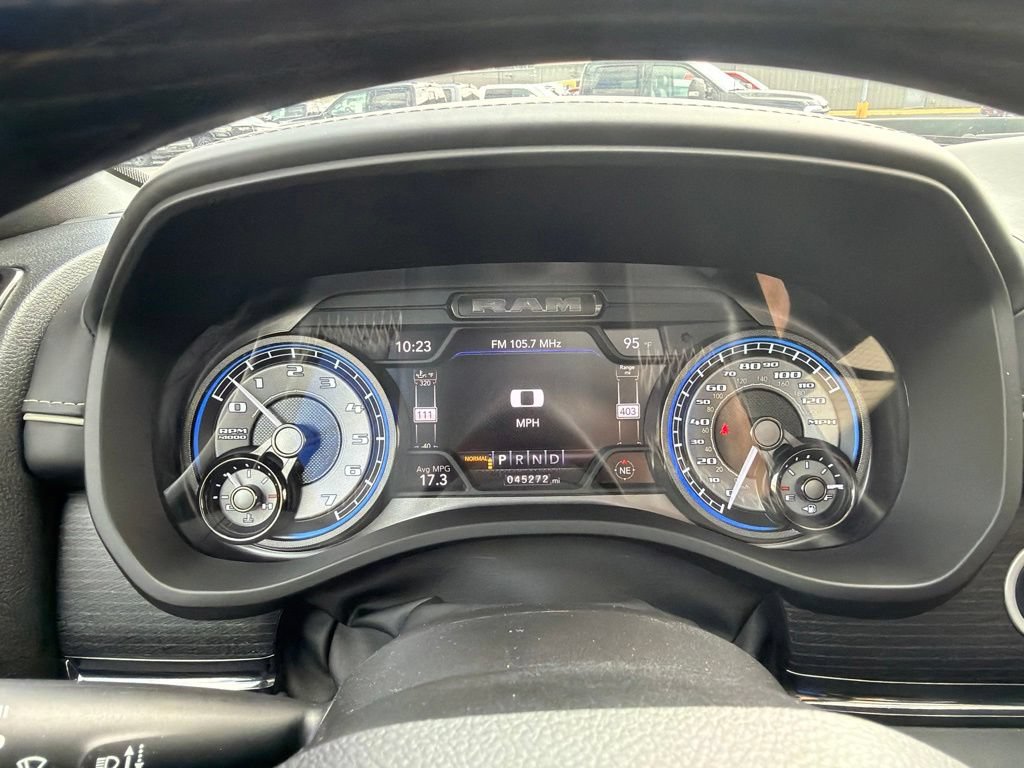 Used 2022 RAM 1500 Limited AWD/4WD image 17