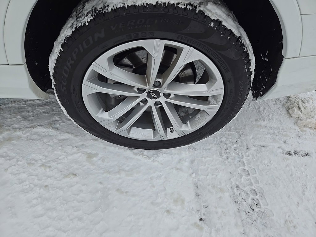 Used 2025 Audi Q7 3.0T Premium Plus image 9