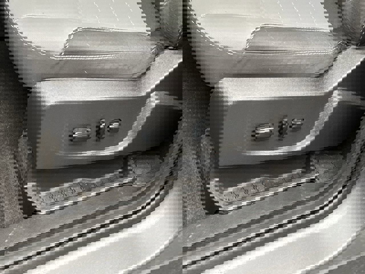 Used 2014 Ford Escape SE w/ Equipment Group 201A AWD/4WD image 10