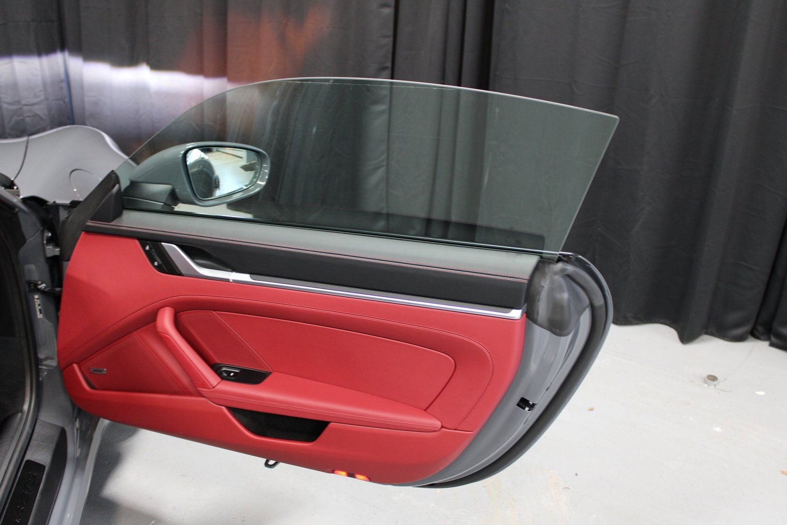 Used 2026 Porsche 911 Carrera 4 GTS image 13