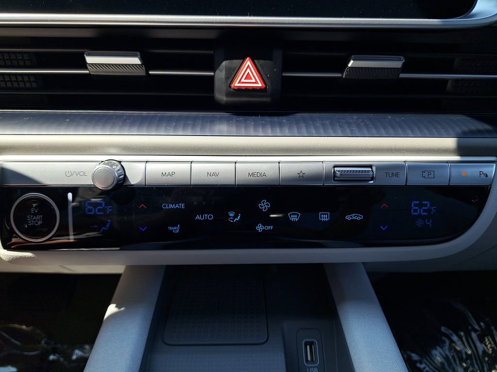 New 2024 Hyundai Ioniq 6 SEL AWD/4WD image 23