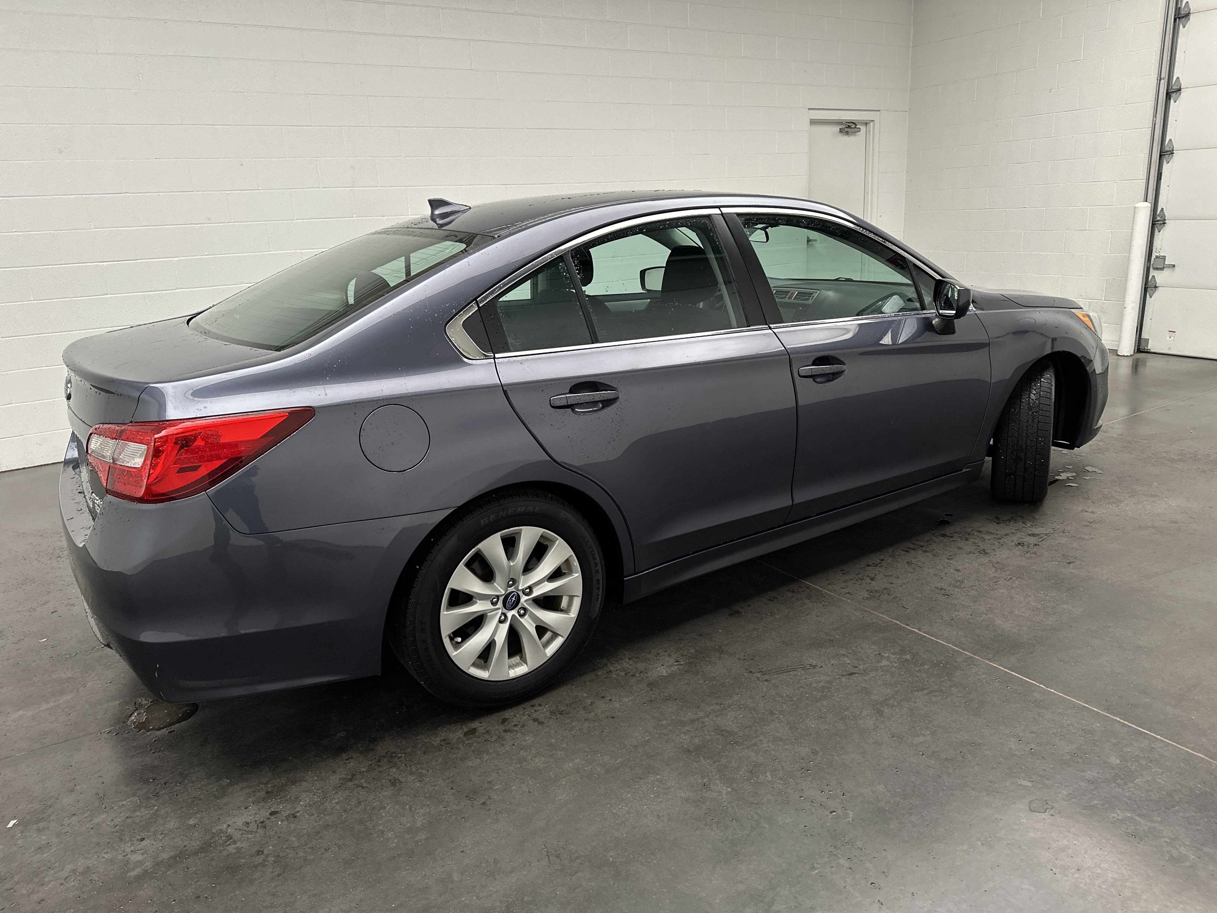 Used 2016 Subaru Legacy 2.5i Premium AWD/4WD image 8