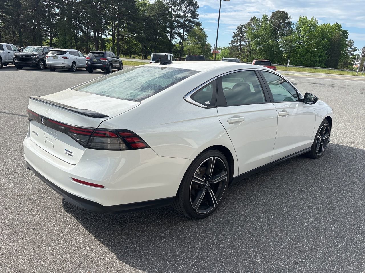 Used 2025 Honda Accord Sport image 8