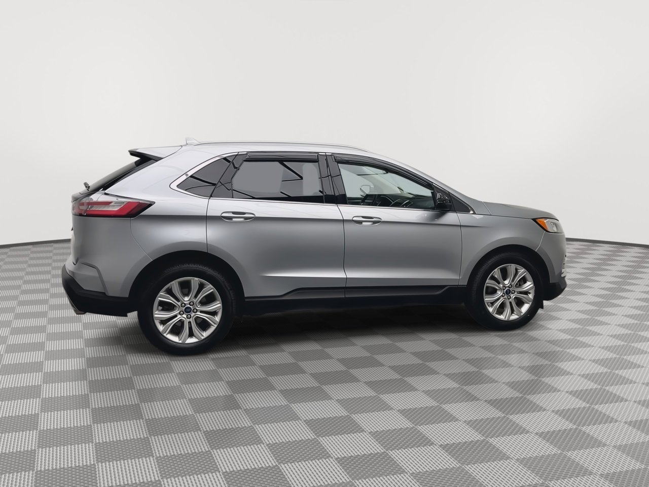 Used 2020 Ford Edge Titanium AWD/4WD image 40