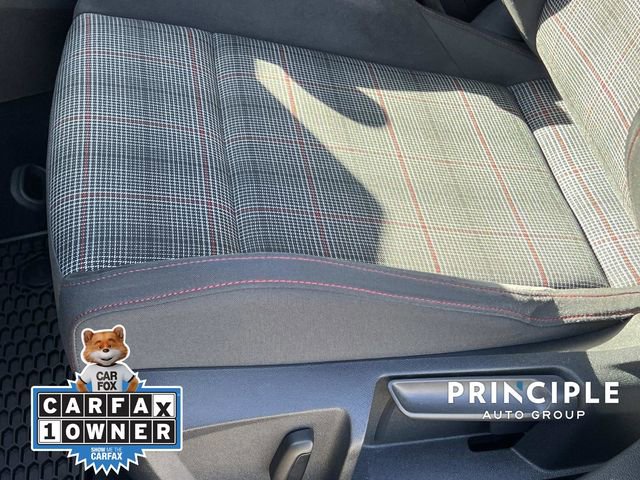 Certified 2024 Volkswagen GTI SE image 17