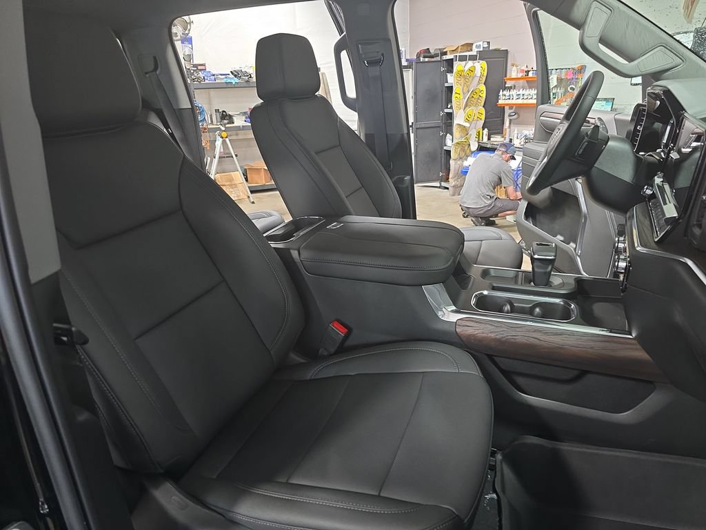 New 2026 GMC Sierra 1500 SLT w/ SLT Premium Package AWD/4WD image 10