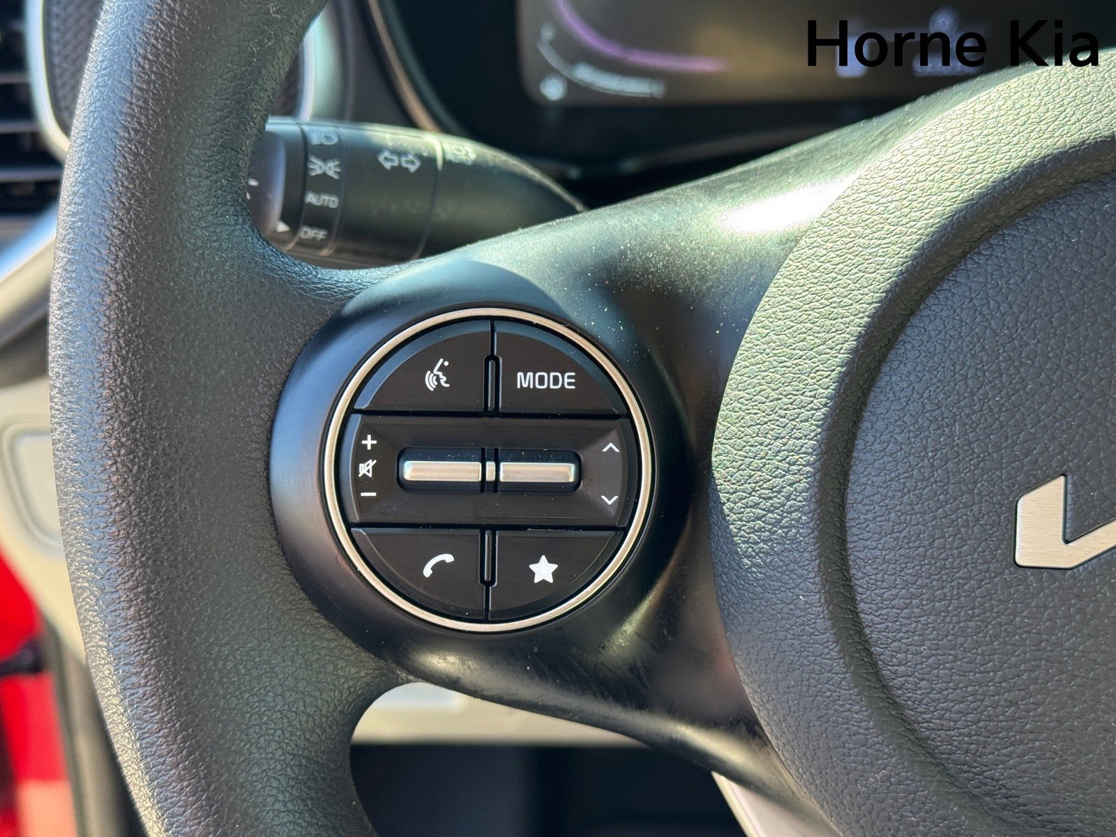 Certified 2024 Kia Soul LX image 18