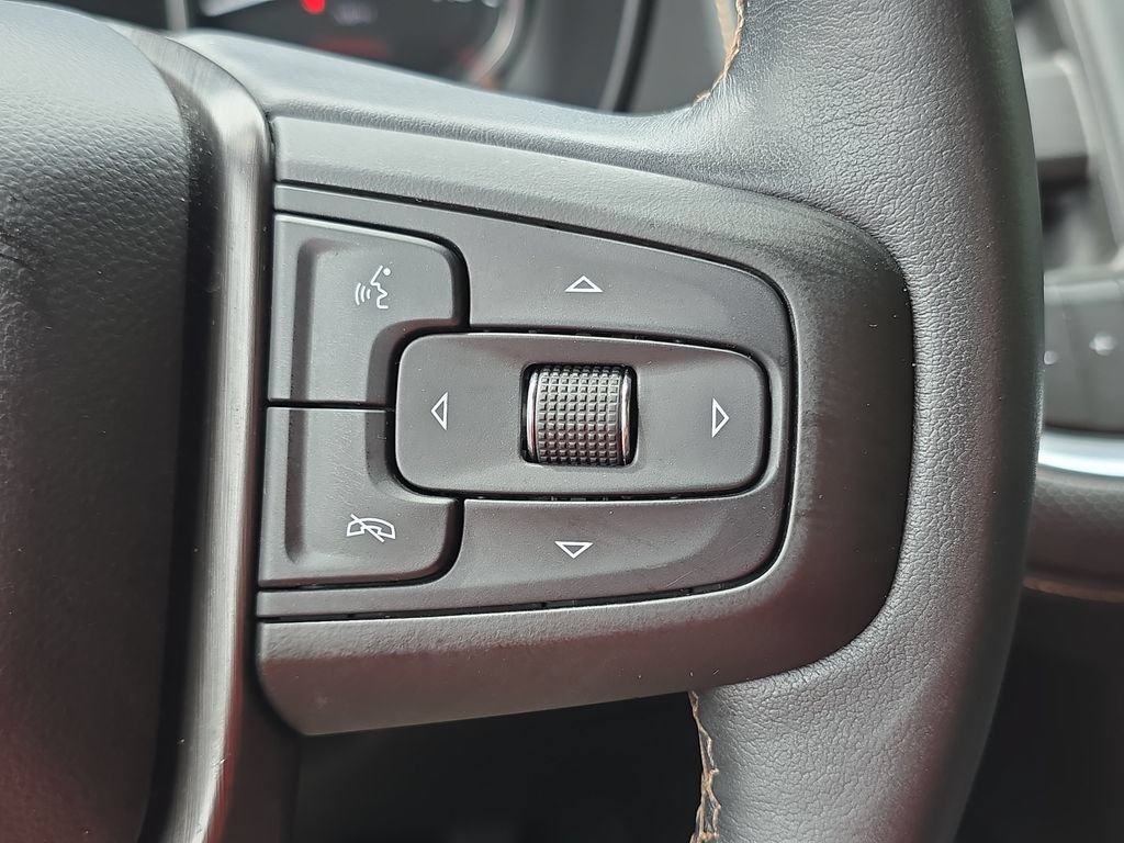 Used 2021 GMC Yukon XL AT4 w/ AT4 Premium Package AWD/4WD image 20