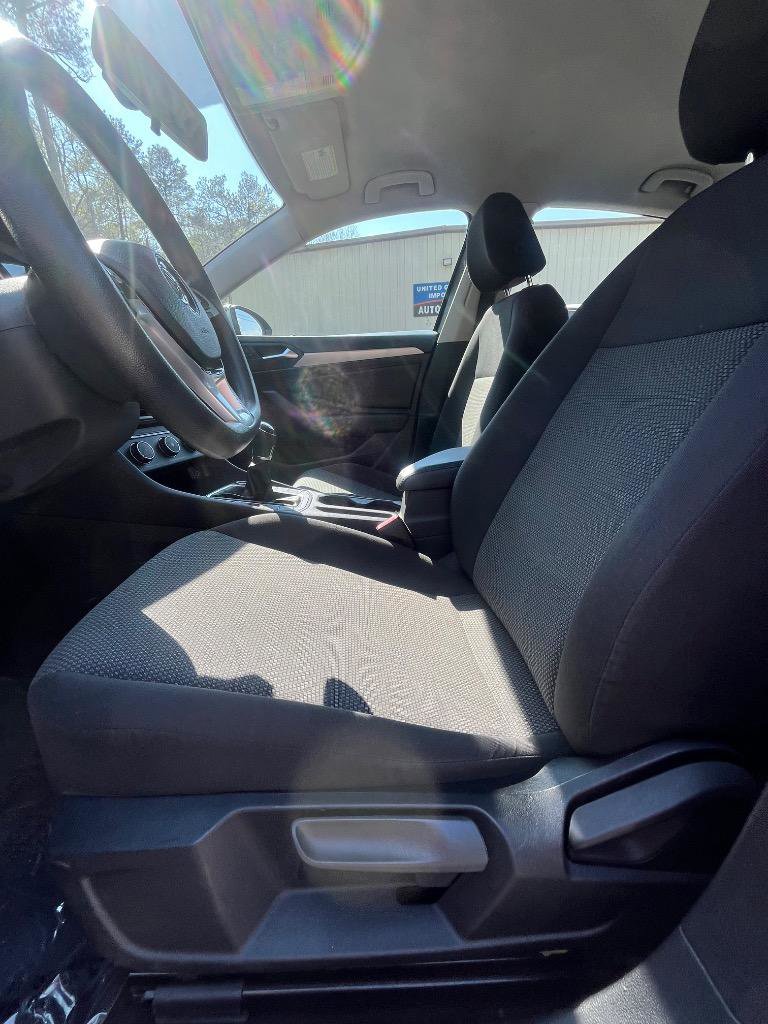 Used 2019 Volkswagen Jetta S w/ Driver Assistance Package image 22