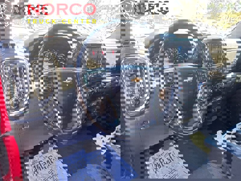 Used 2022 Chevrolet Silverado 1500 LT image 19