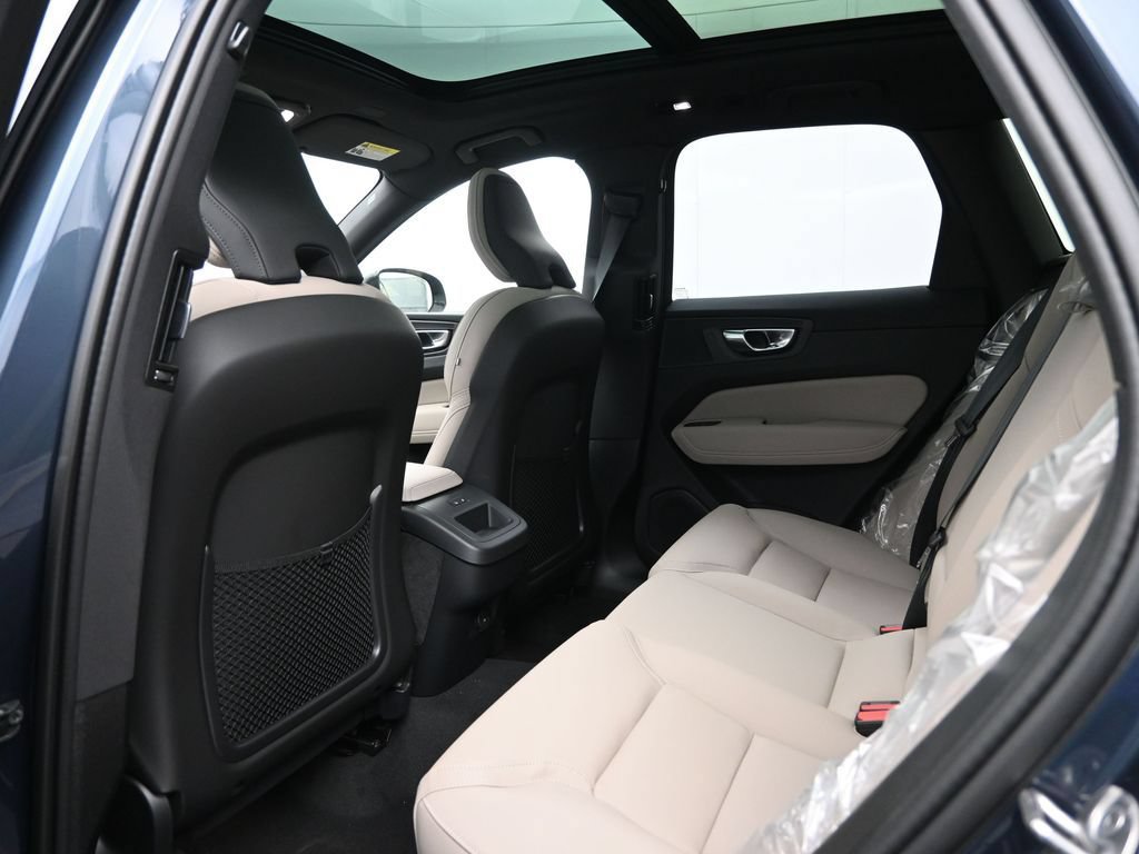 New 2026 Volvo XC60 B5 Plus w/ Climate Package AWD/4WD image 23