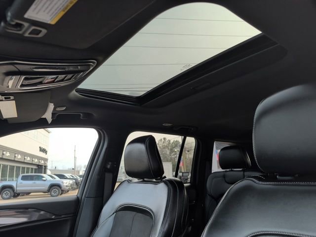 Used 2023 Jeep Grand Cherokee Altitude image 28
