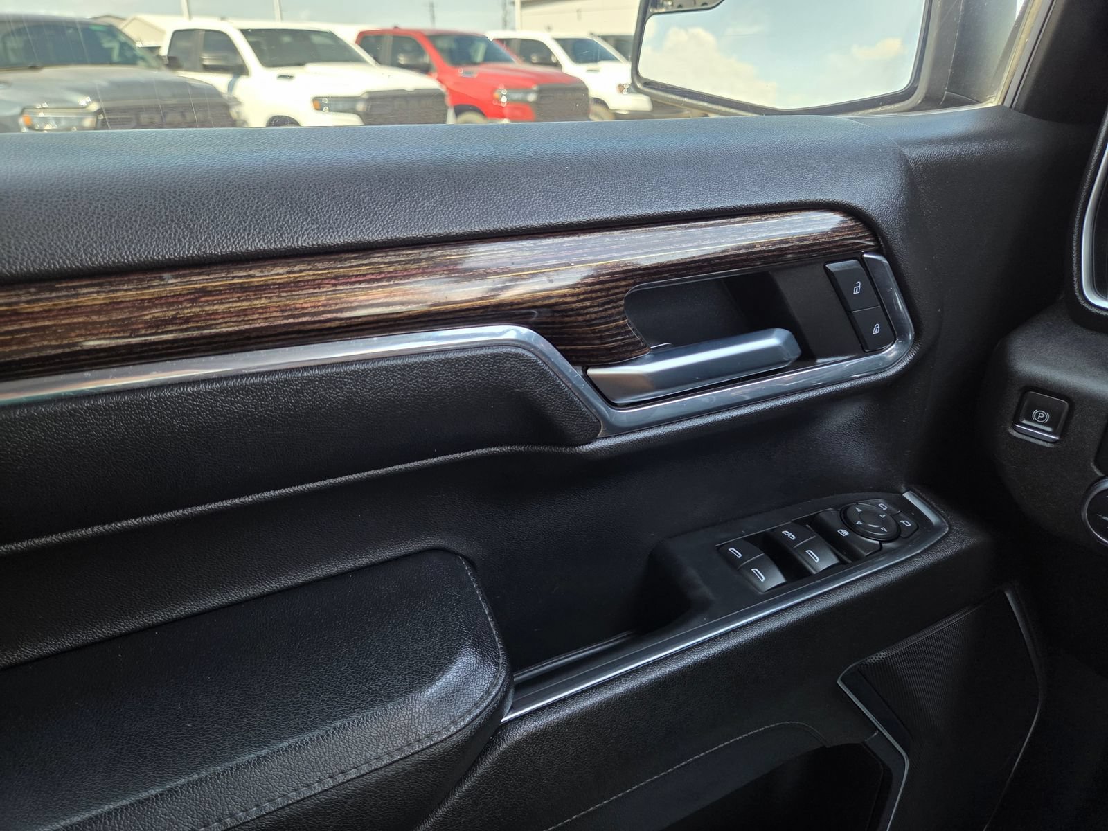 Used 2024 GMC Sierra 1500 Elevation RWD image 39
