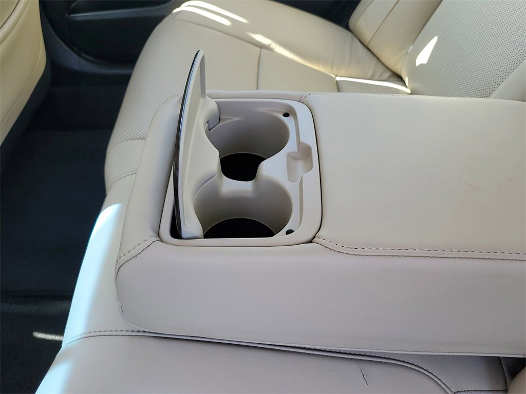 Used 2015 Toyota Avalon Limited image 13