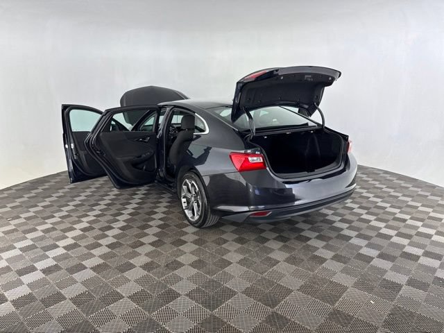 Used 2023 Chevrolet Malibu LT FWD image 16