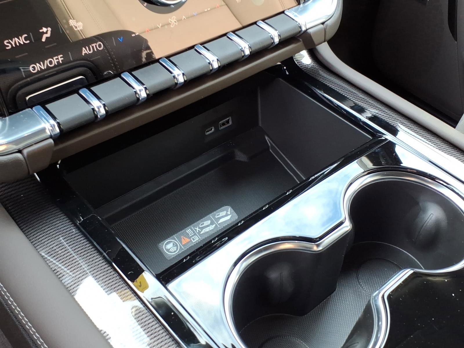 New 2026 GMC Yukon Elevation image 22