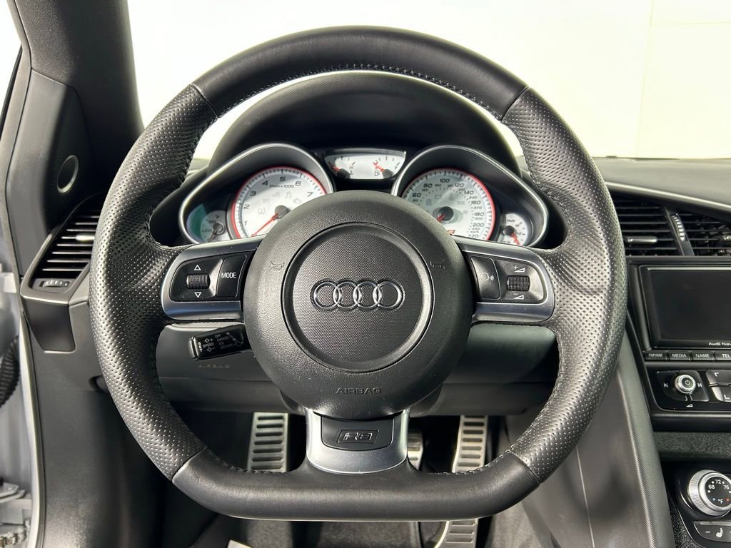 Used 2012 Audi R8 V10 image 20