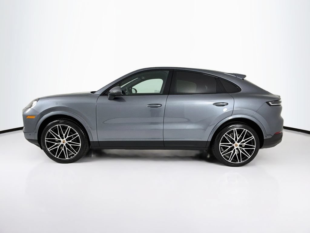 New 2026 Porsche Cayenne Coupe AWD/4WD image 2