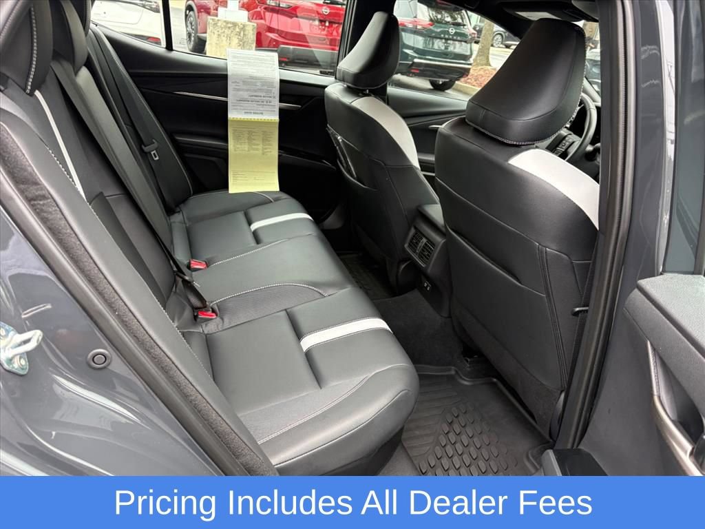 Used 2025 Toyota Camry SE w/ Convenience Package AWD/4WD image 20