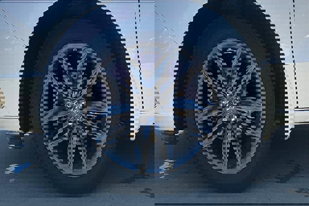 Used 2019 Acura MDX A-Spec image 8