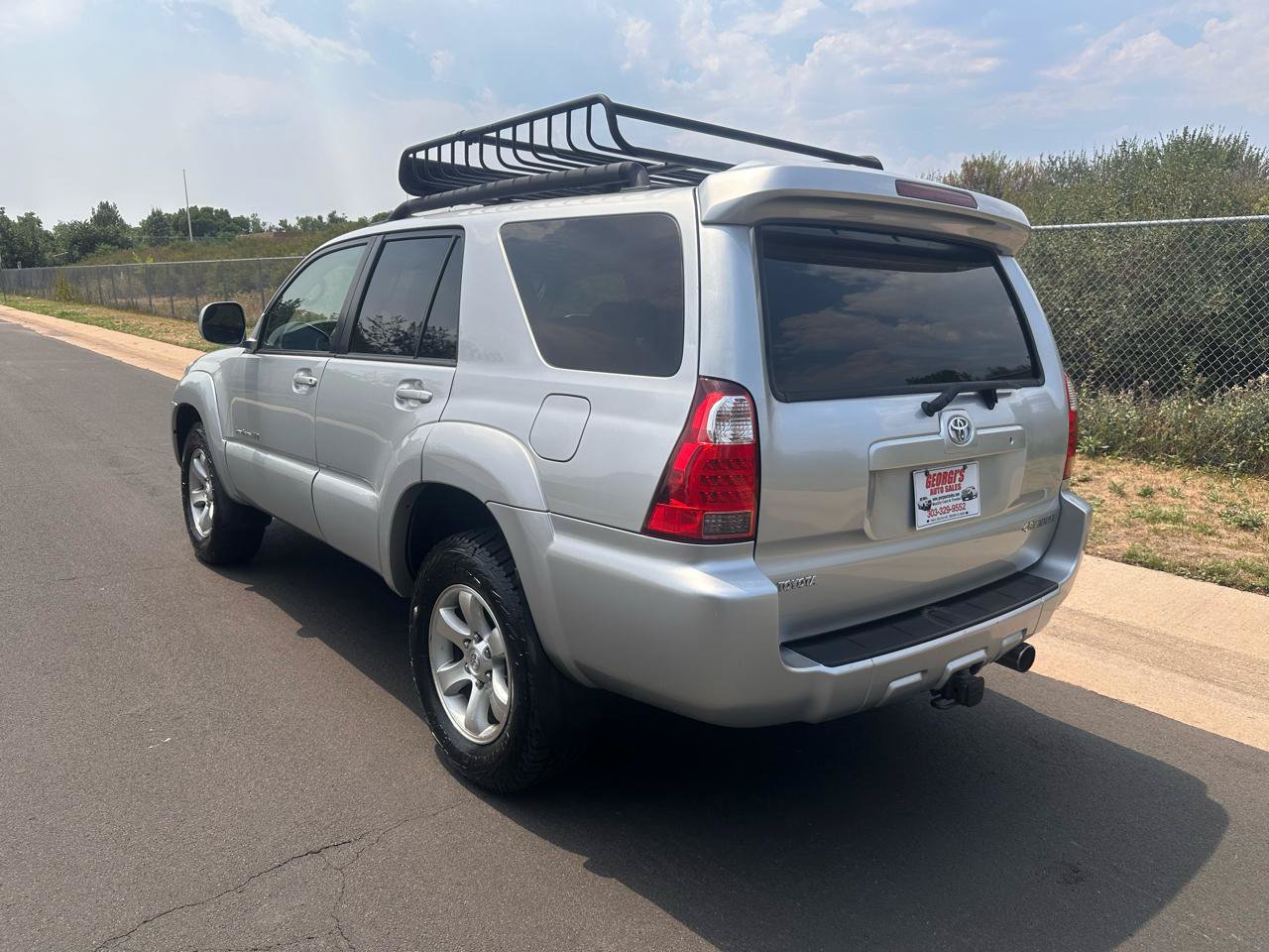 Used 2007 Toyota 4Runner Sport AWD/4WD image 3