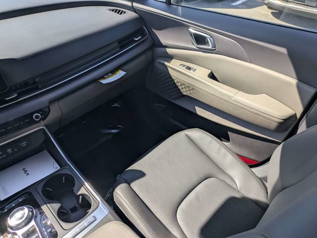 New 2026 Kia Carnival EX FWD image 16