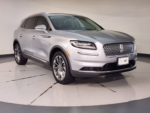 Used 2023 Lincoln Nautilus Reserve w/ Equipment Group 201A FWD image 7
